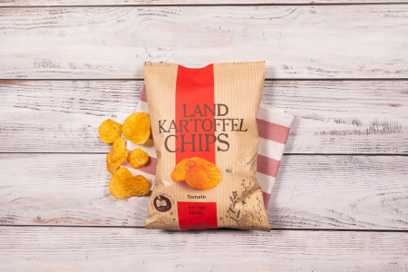 Landkartoffel Chips Tomate